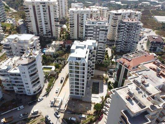 Stylish Apartments in a Complex with Pool in Alanya Mahmutlar