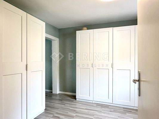 Mit Durchgangs ins...