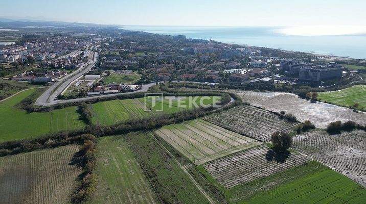 Tourism-Zoned Land Near the Sea in Antalya Manavgat