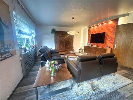 Wohnzimmer EG Ansicht 2