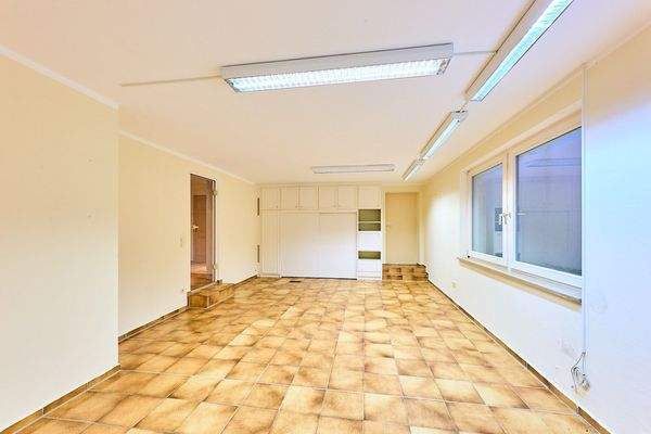 Home Office - Einliegerwohnung im Souterrain