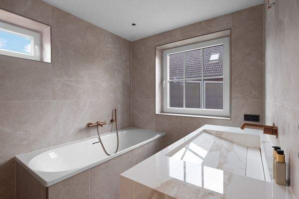 Vollbad im Erdgeschoss