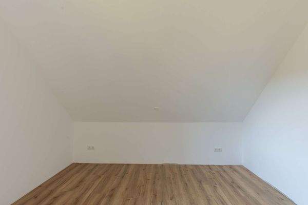 Schlafzimmer Dachgeschoss WE9 