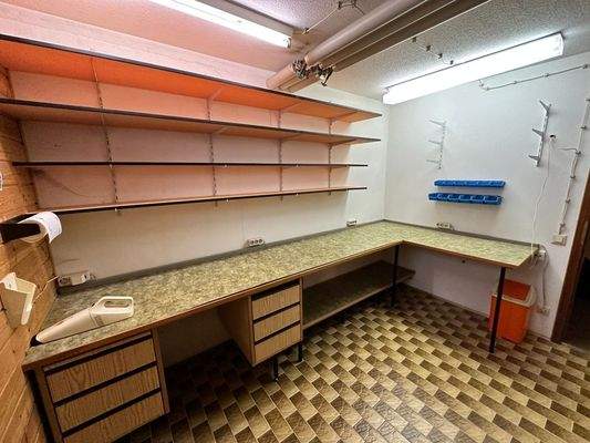 Werkstatt Lager im Keller