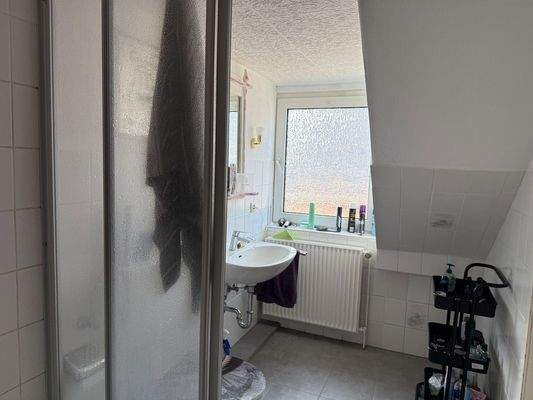 Wohnung oben, Badezimmer