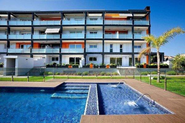 Bovetes Sol comfortable living.JPG