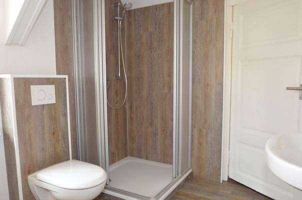 Renoviertes Duschbad 