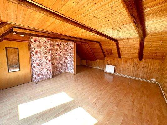 Schlafzimmer 2 Dachgeschosswohnung