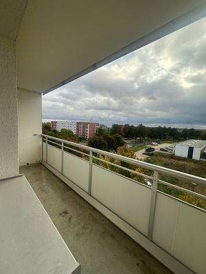 Sonniger Balkonblick