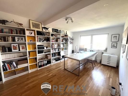 29 UG - Arbeitszimmer