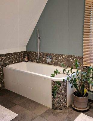 Badewanne Badezimmer eu suite.jpg