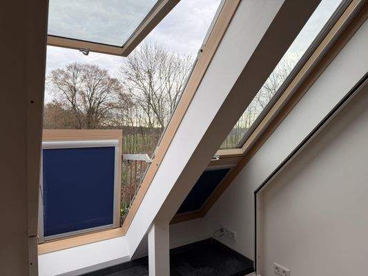 Balkonfenster mit Verdunklung