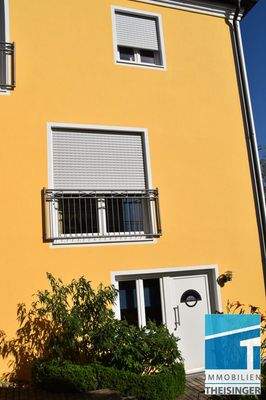 Seiteneingang des Hauses im Garten