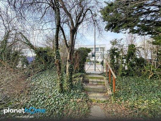 2. Strassenzugang 02