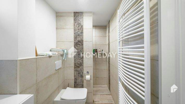 1. OG Badezimmer 2 1 