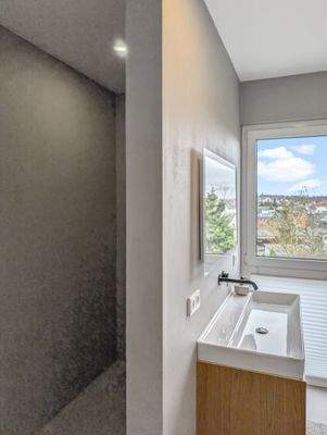 Badezimmer OG - Werz Immobilien