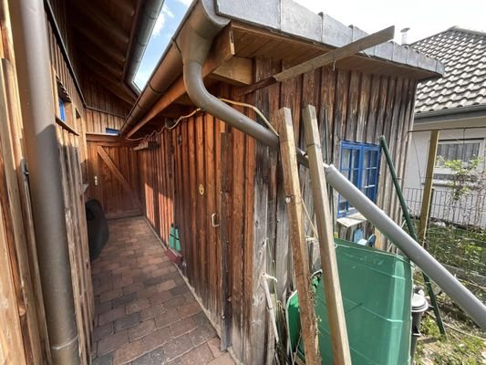 Abstellraum mit Sauna