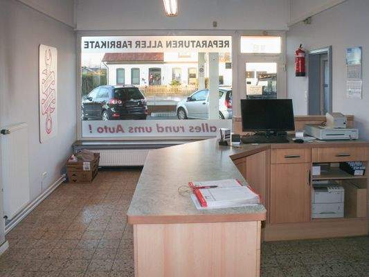 2. Empfangsbereich.jpg