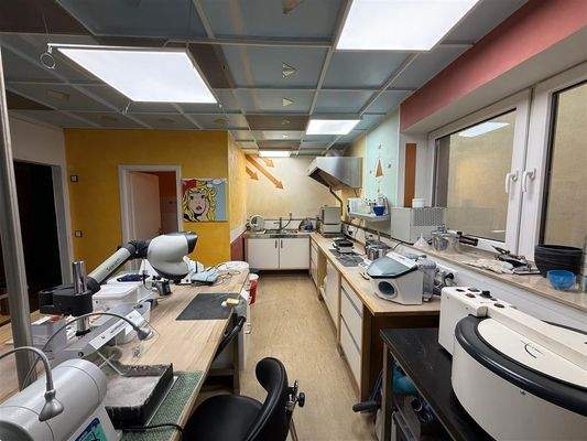 ehemaliges Labor teilbare Fläche