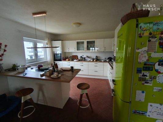 OG Wohnzimmer mit Küche