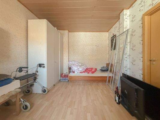 1 OG - Schlafzimmer 1