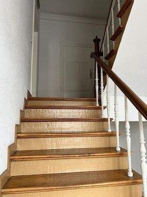 Zugang übers Treppenhaus Markt 6.jpg