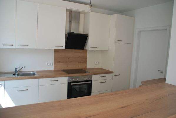 moderne Einbauküche.JPG