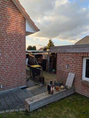 Durchgang zum Nebengebäude