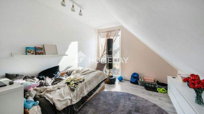 1. OG Schlafzimmer 1 1