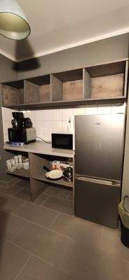 5. Küche mit allen nötigen Kochutensilien.jpg