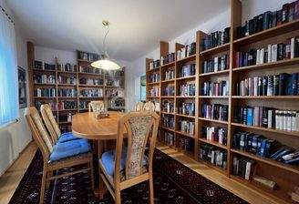 OG - Bibliothek/Esszimmer