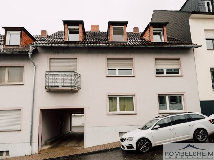Schöne und kurzfristig bezugsfreie Wohnung in Pfaffendorf