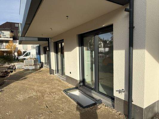 überdachte Westterrasse