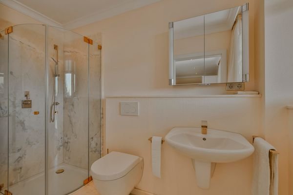 zweites Badezimmer