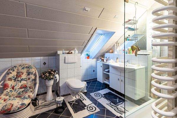 Badezimmer Dachgeschoss