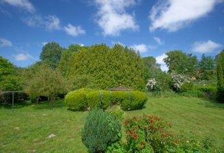 Grundstück mit Blick nach Nordosten