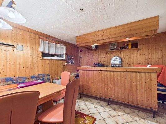 Attraktives Mehrfamilienhaus in VK-Röchlinghöhe