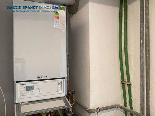 Neue Buderus Gastherme