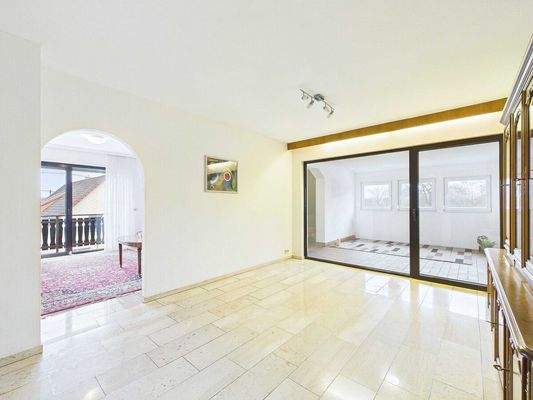 Vielseitiges Zweifamilienhaus in Wallerfangen 