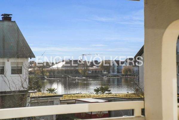 Tolle Aussicht von den Wohnräumen auf den Bodensee