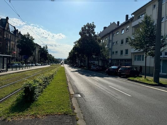 Aussenansischt  - Blick zur Straße 