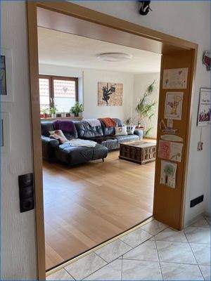 Blick ins Wohnzimmer