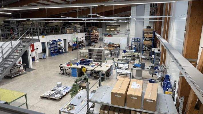 Hallenfläche in Leverkusen