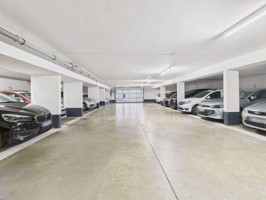 CAM01223G0-PR0169-STILL031