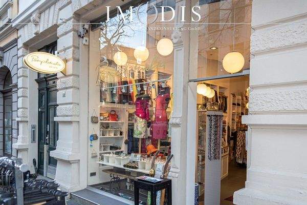 Große Schaufensterflächen