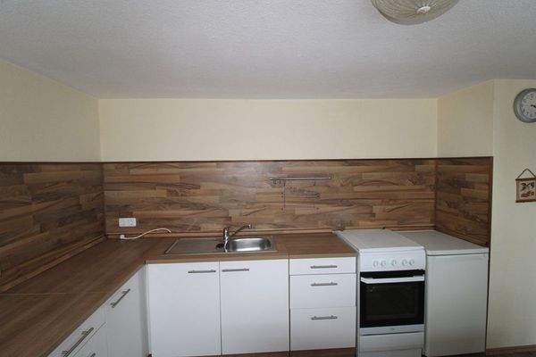 und viel Arbeitsfläche zum Schalten und Walten