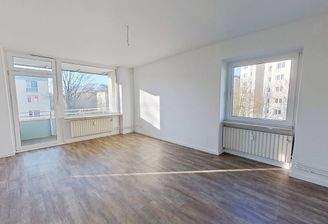 Ansicht I: Wohn- und Esszimmer