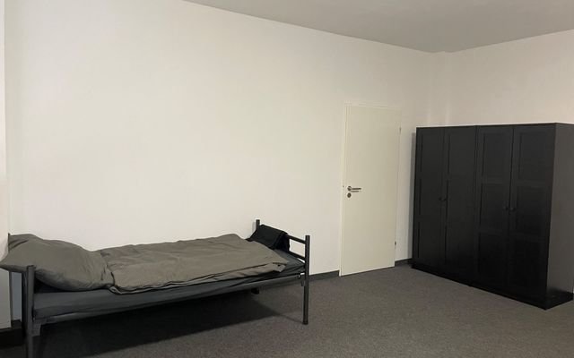 Zimmer mieten günstig in Stuttgart möbliert auf zeit bei urbanbnb 3.jpg