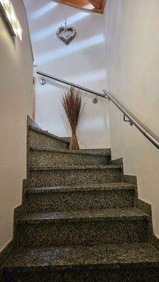 Aufgang zur oberen Wohnung