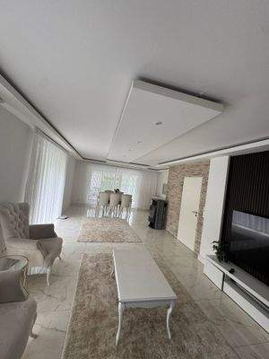 Wohnzimmer mit Terrassenzugang